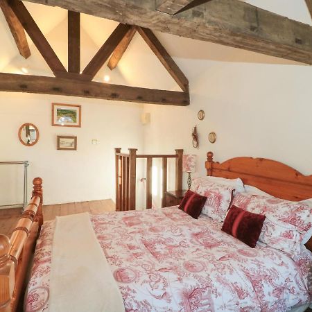 Acton Turville Pike Cottage מראה חיצוני תמונה